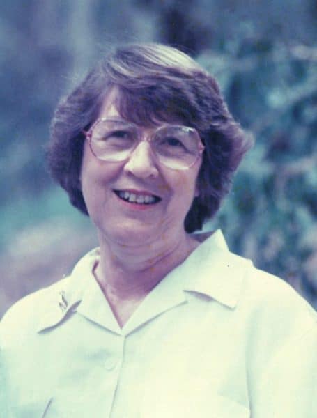 Joan Leonie Thompson