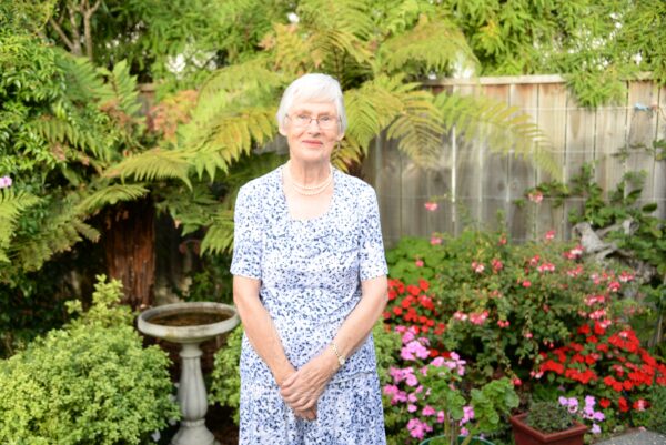 Valmai Joan  Neverman